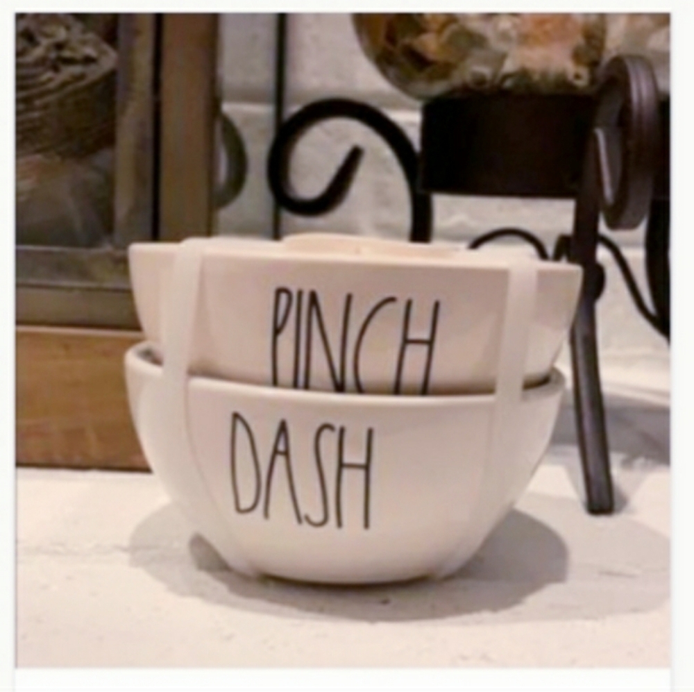 🚨SOLD🚨. RAE DUNN HERBAL PINCH,& DASH SPICE BOWLS